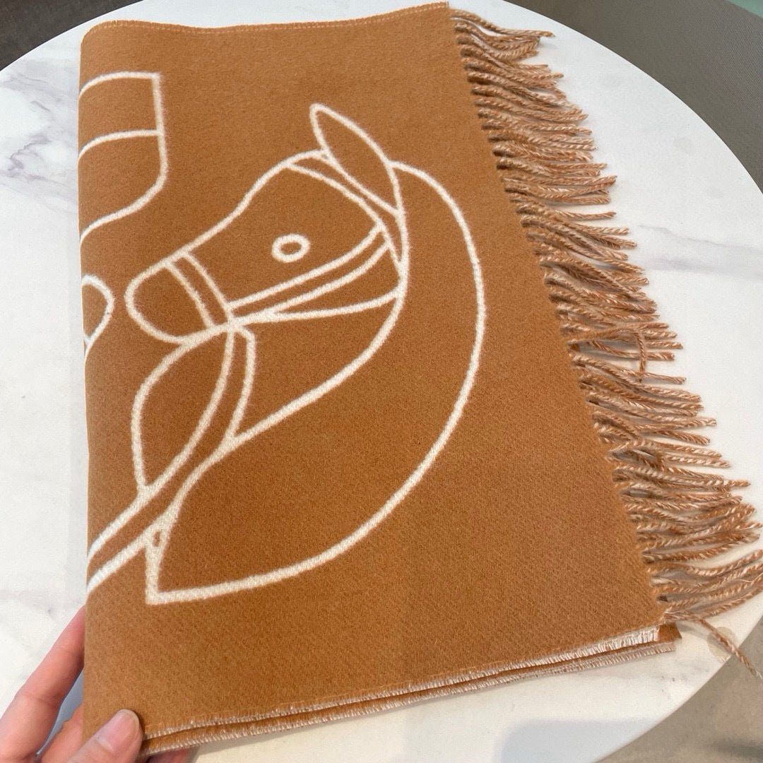 Alternative view of HERMES HERMES 25S SCARF 195 IN CASERE 989851