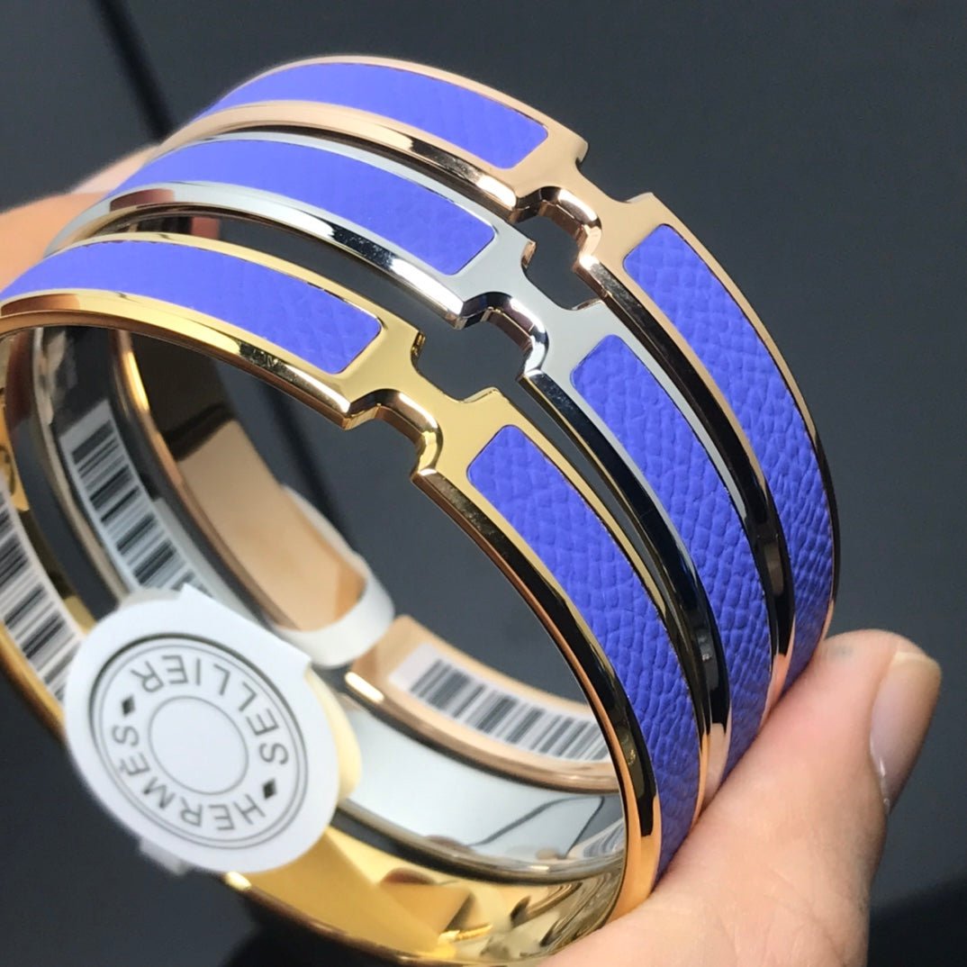 Alternative view of Hermès O'Kelly Purple Leather & Gold  Bracelet