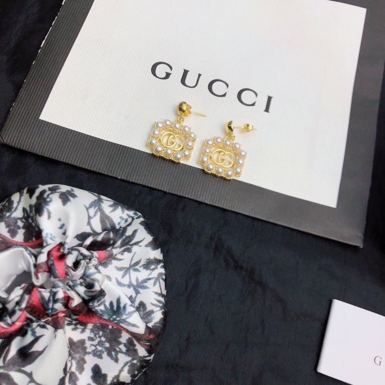 GUCCI Pearl Frame Square GG Earrings - Image 7