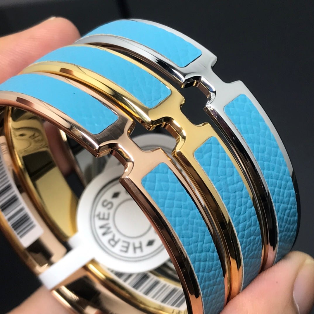 Alternative view of Hermès O'Kelly Blue Leather & Gold  Bracelet