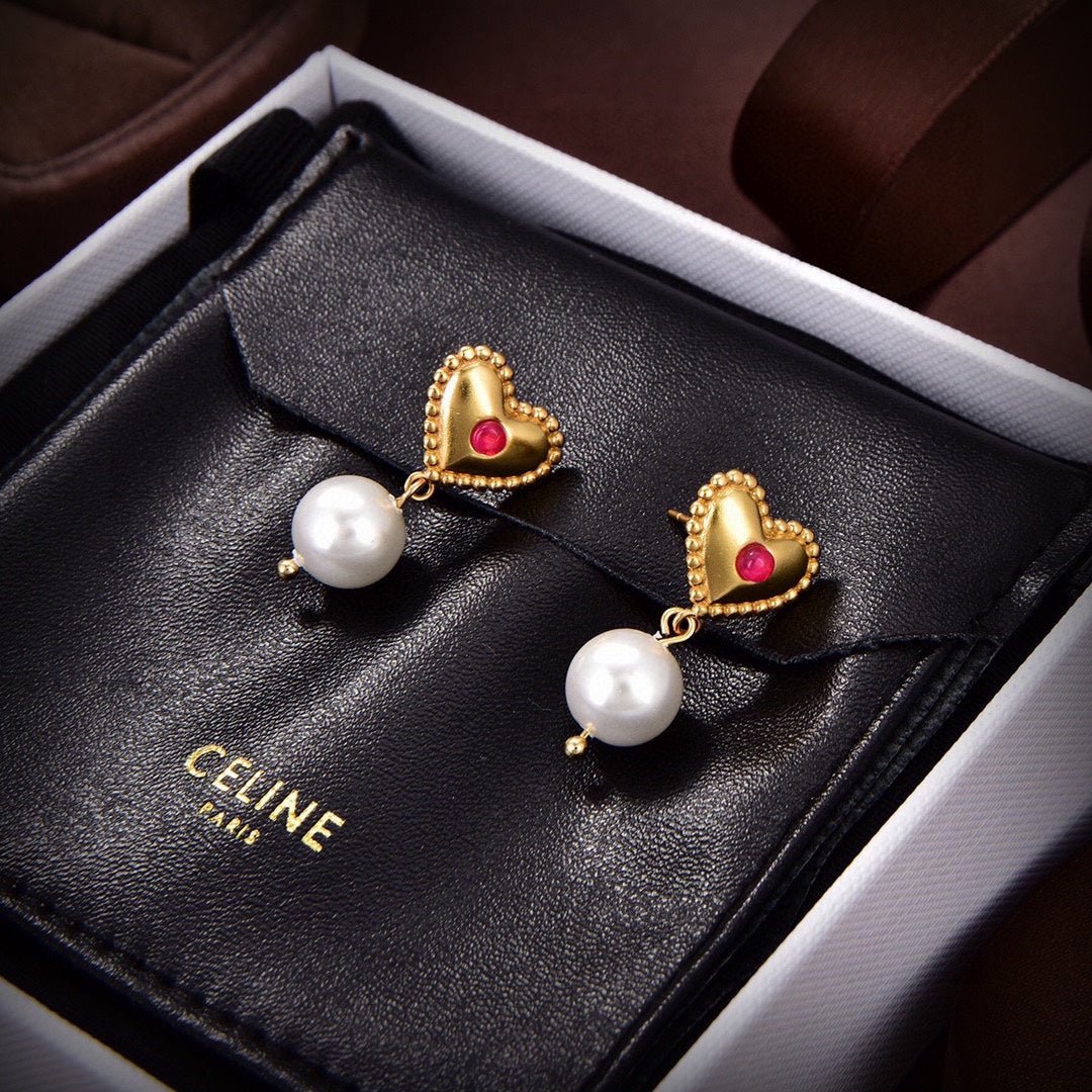18K Celine Heart Pearls Earrings - Image 3