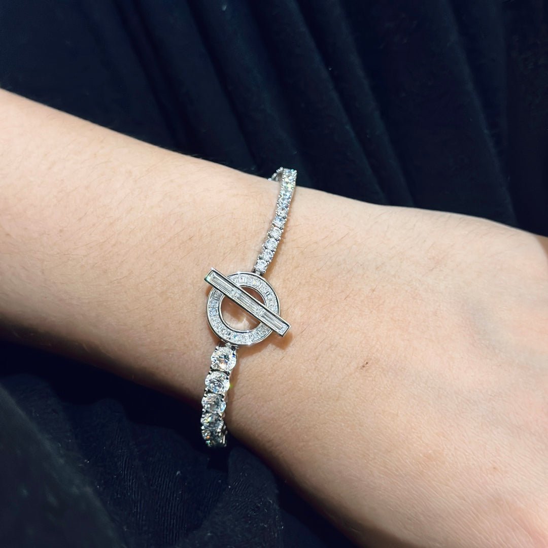 Hermès Full Paved Crystal T-Bar Bracelet - Image 3
