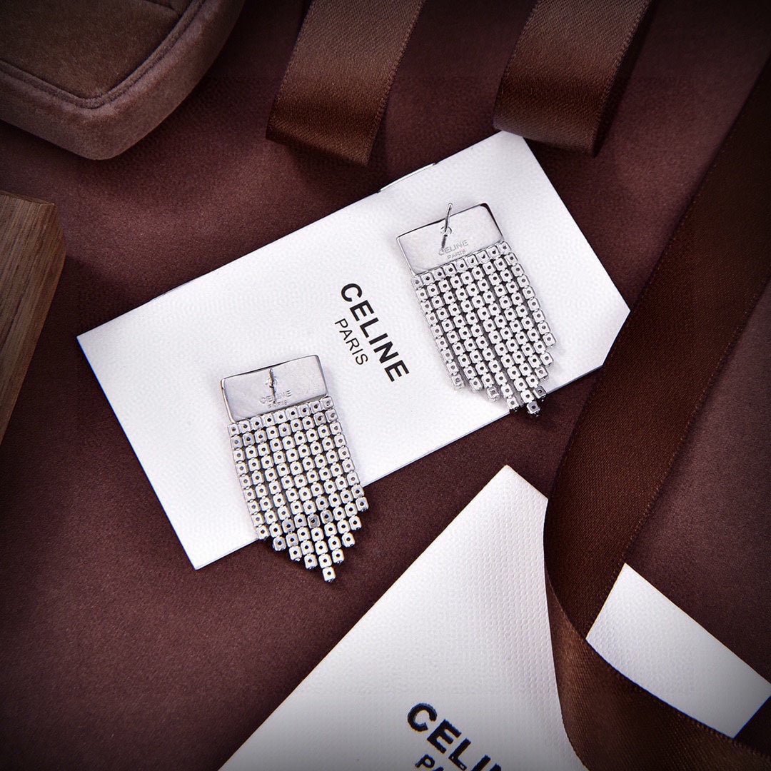 18K Celine Diamonds Tassel Earrings - Image 4
