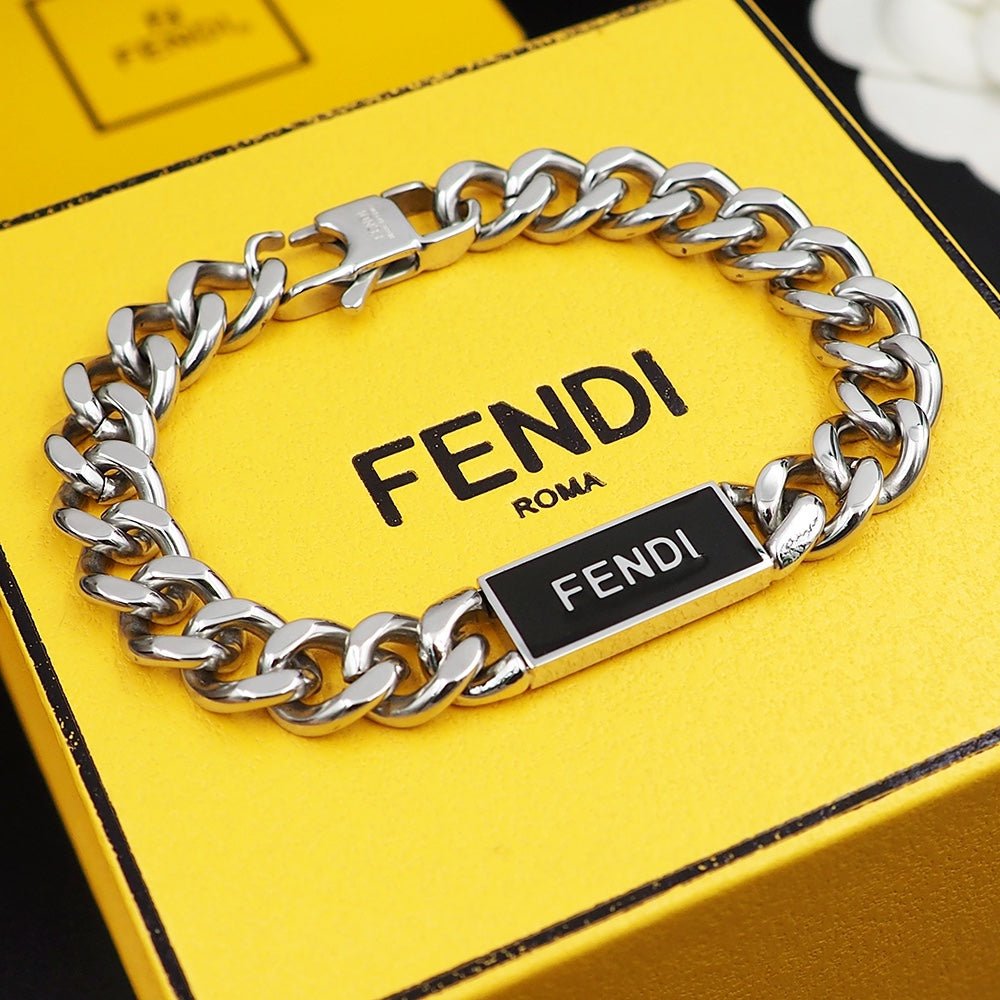 FENDI Metal Cuban Chain Letter Bracelet