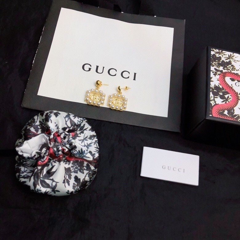 Alternative view of 18K Double Gucci Square Pearls Earrings