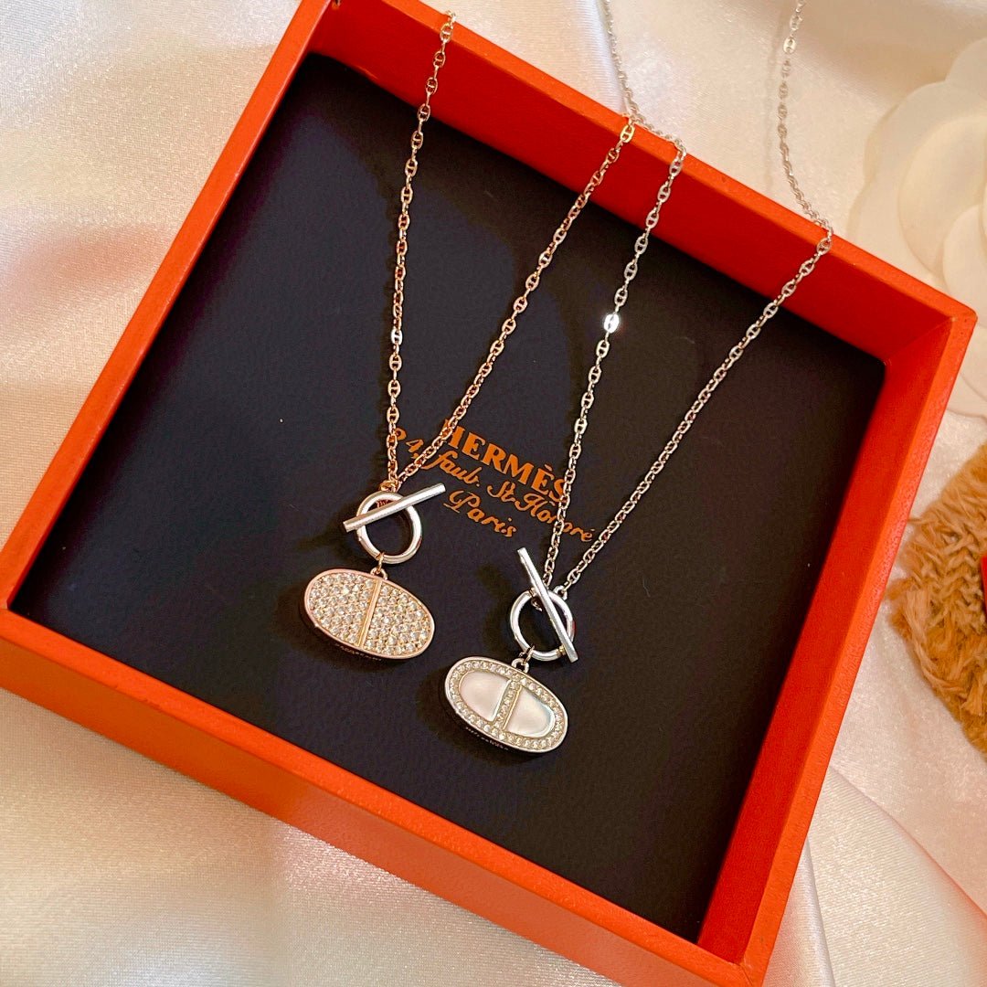 Hermès Rose Gold Diamond Pendant Necklace - Image 5