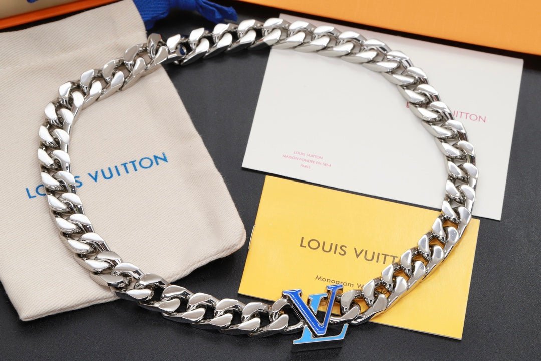 Alternative view of LV Silver Cuban Necklace