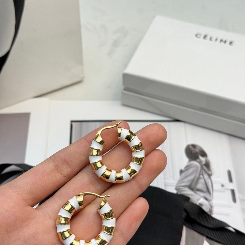 18K Celine Pearl Round Gold Earrings - Image 4