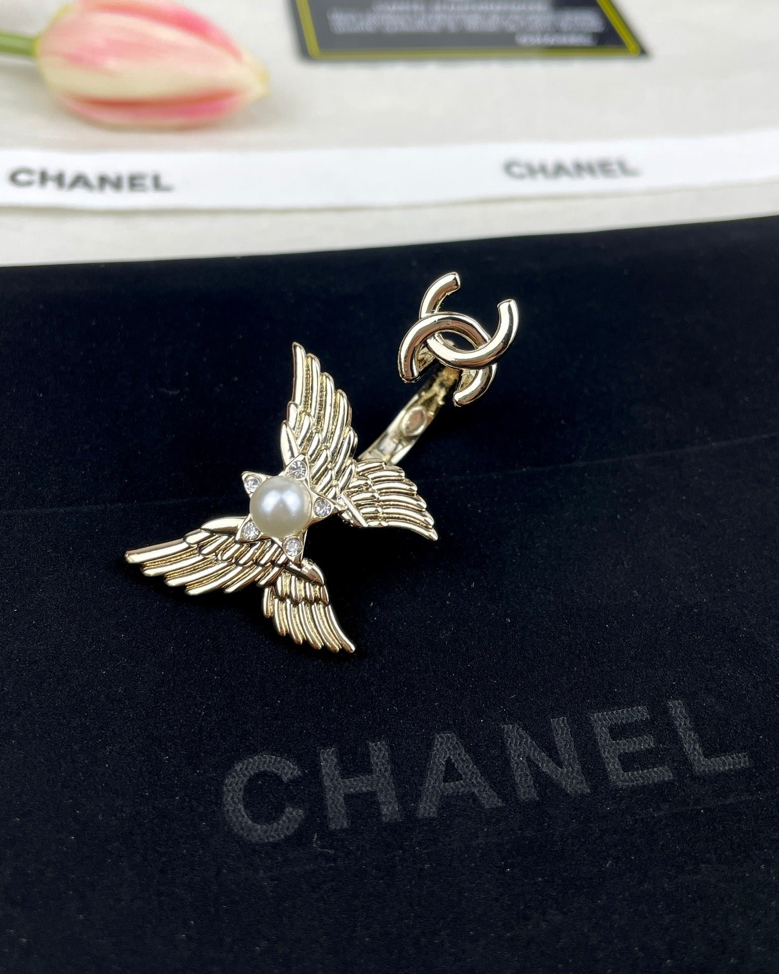 Chanel Gold Wing Pearl CC Brooch Pin - Image 3