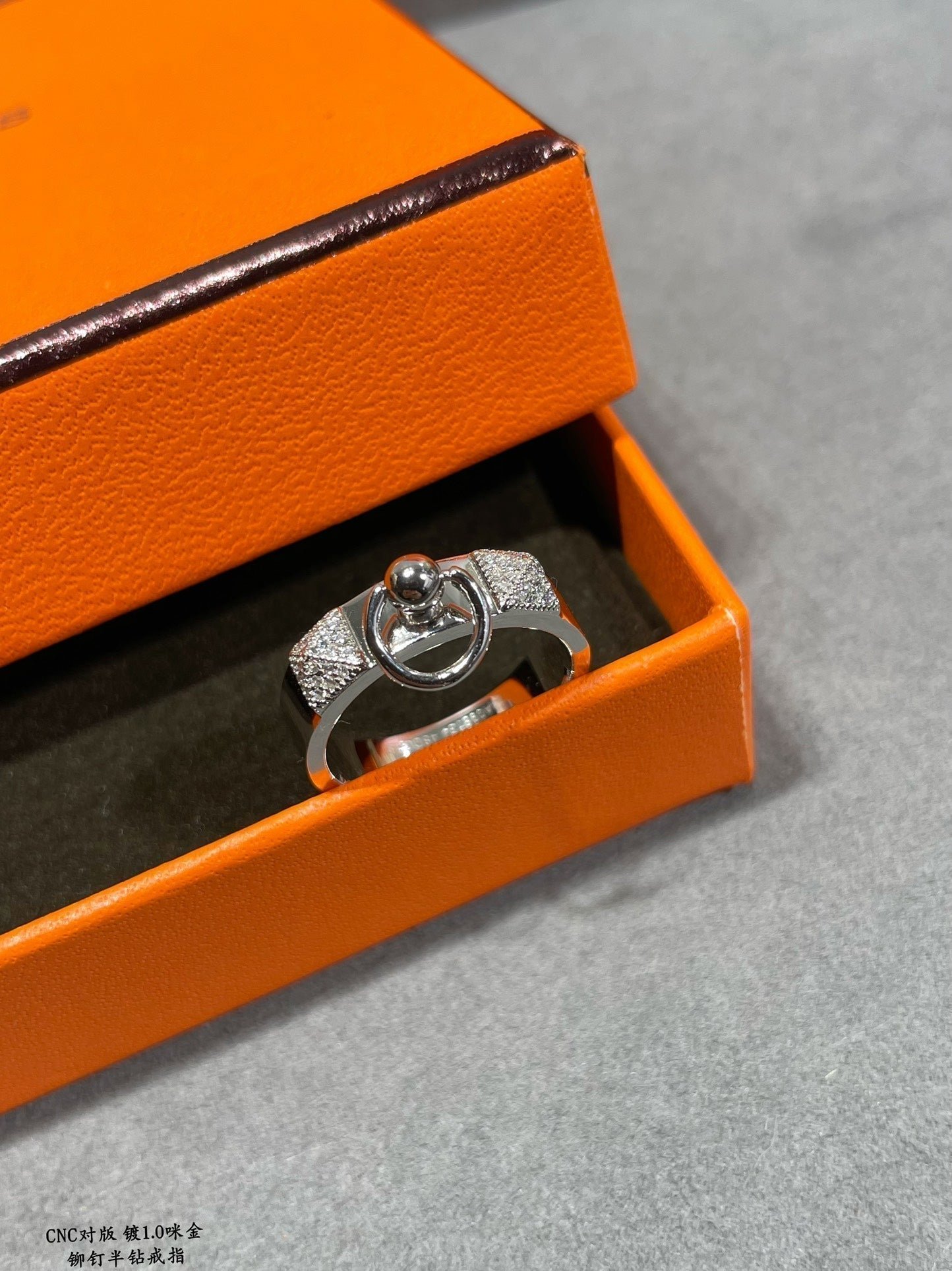 Hermès Gold Diamond Luxurious Finish Ring - Image 7