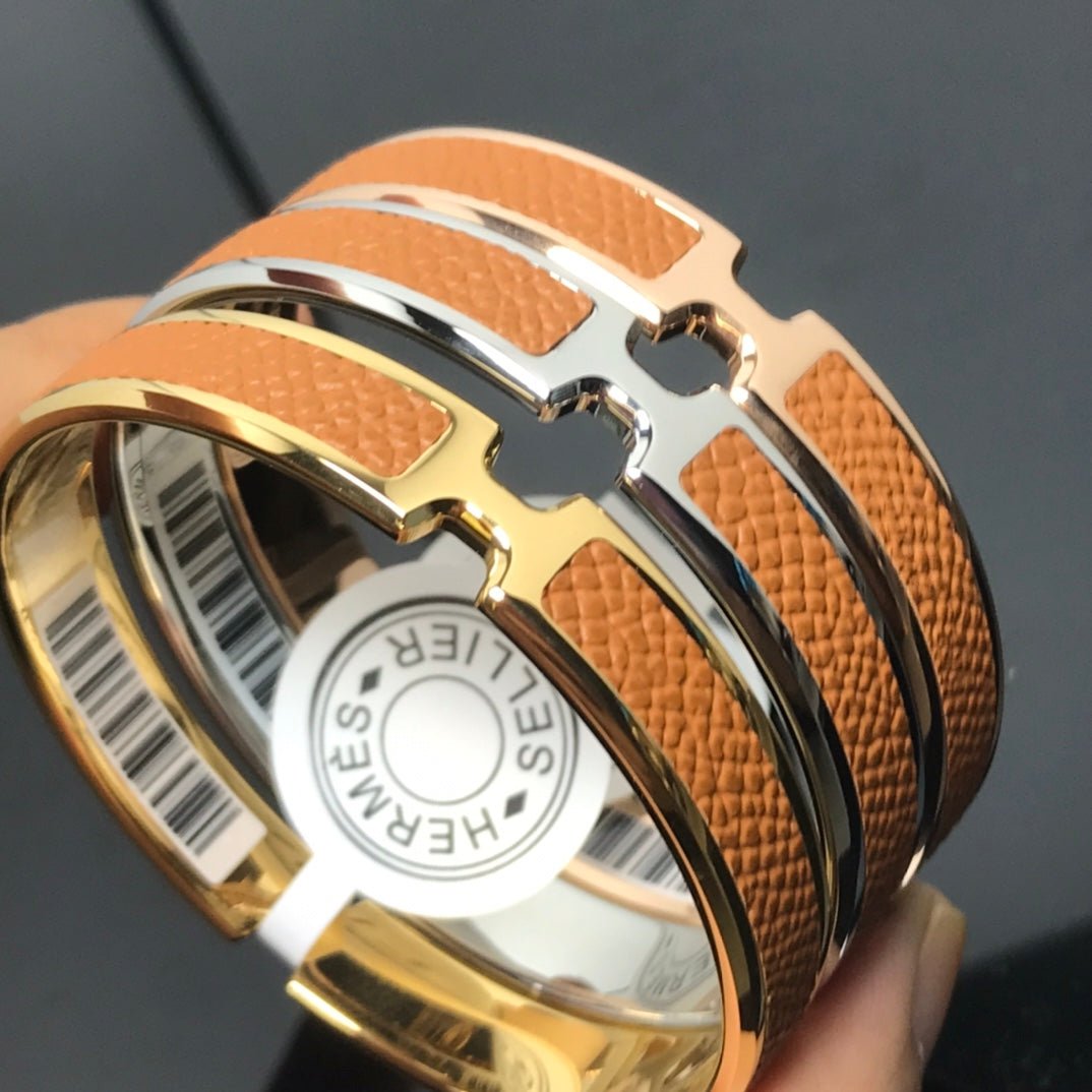 Hermès O'Kelly Red Leather & Gold Bracelet - Image 5