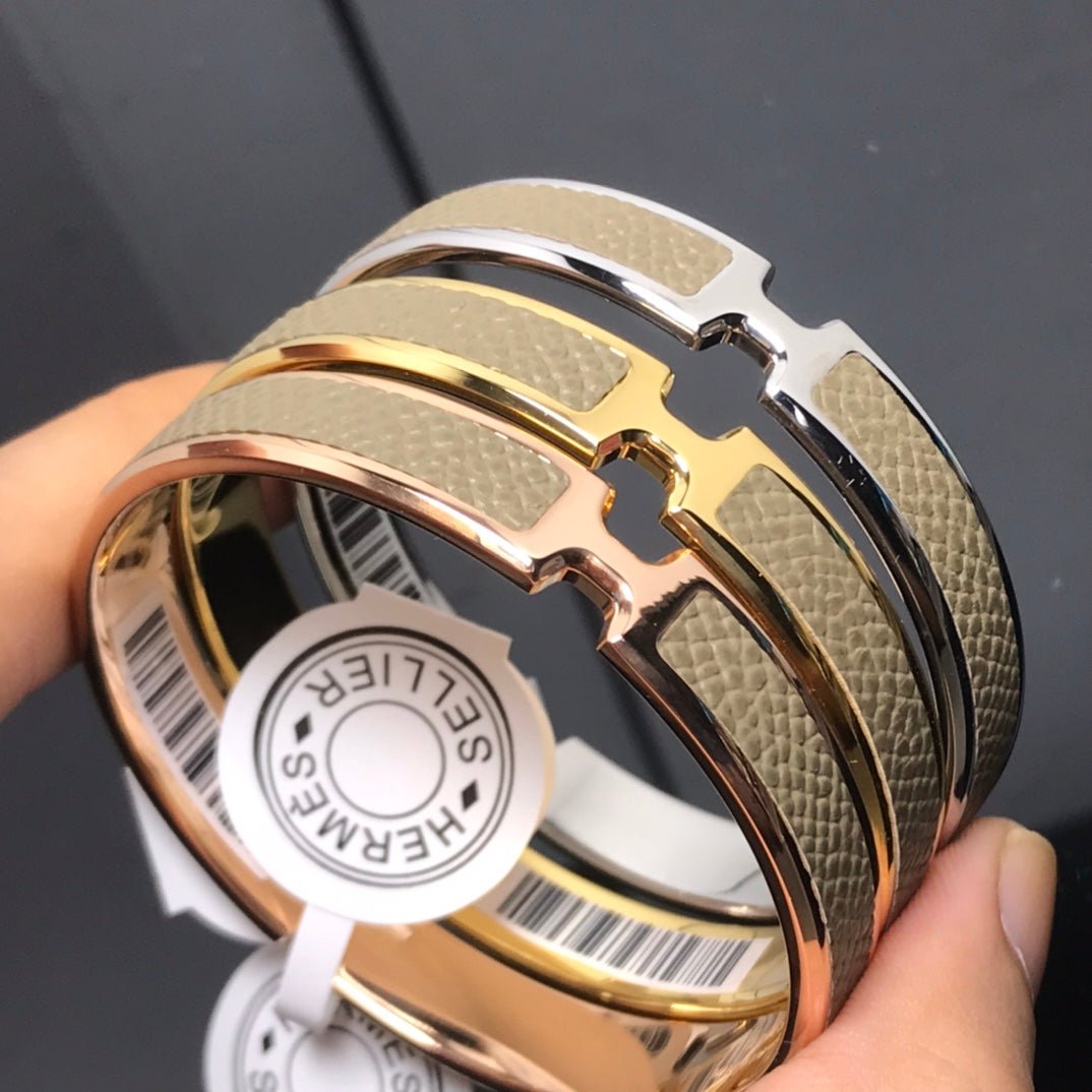 Hermès O'Kelly Etoupe Grey & Silver Bracelet - Image 3