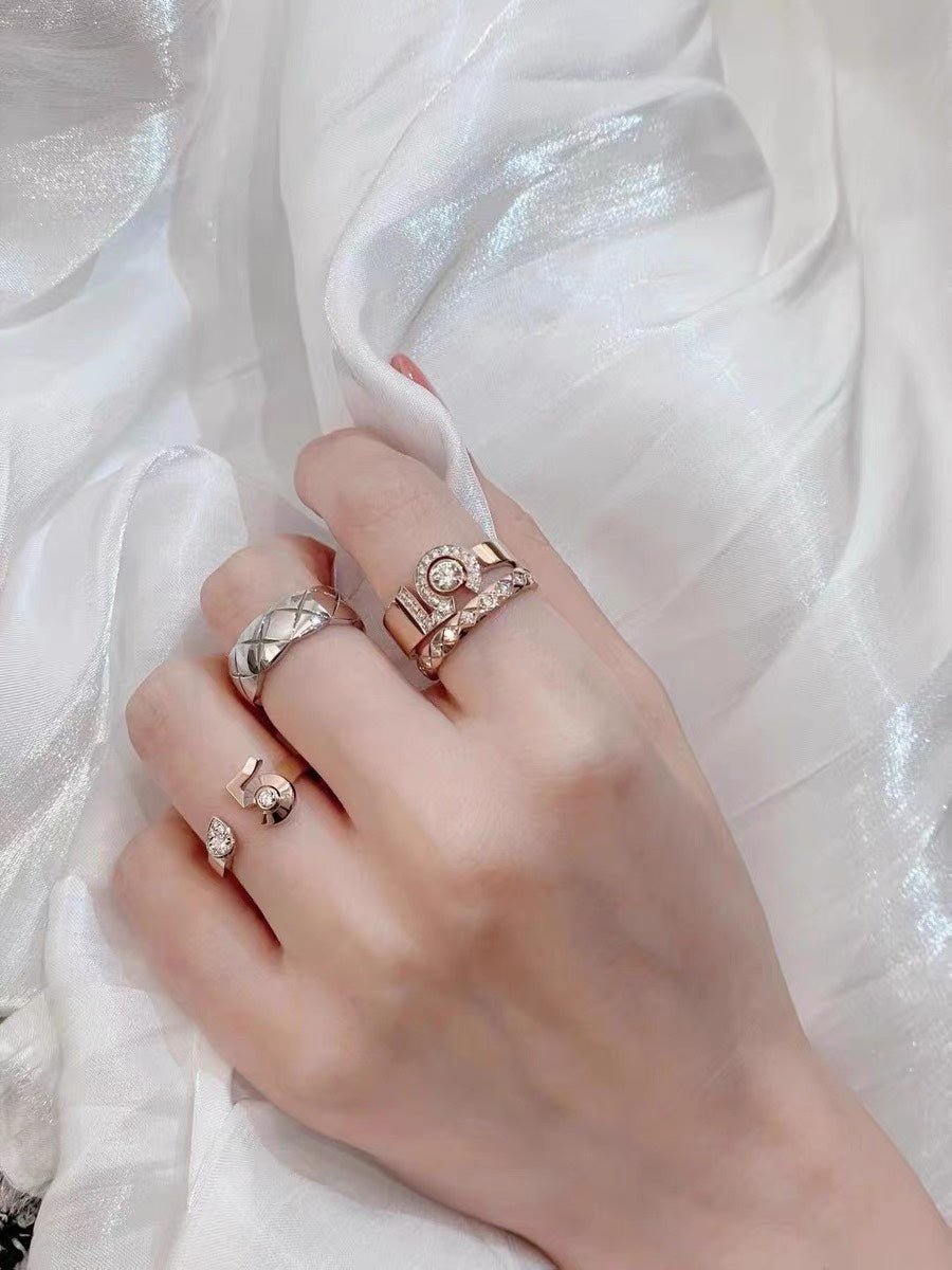 Chanel Two-Tone Metal No.5 Crystal - Image 4