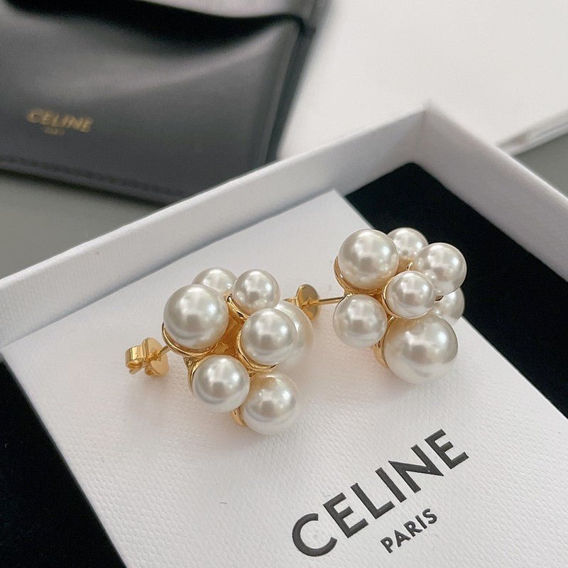 18K Celine Pearls Gold Earrings - Image 5