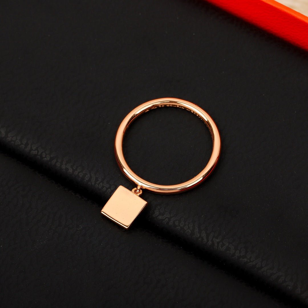Hermès Rose Gold Diamond Pyramid Ring - Image 5