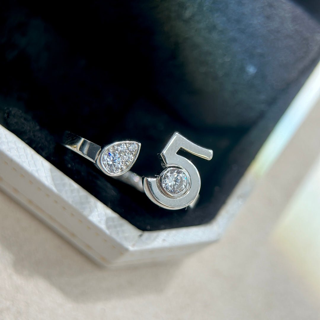 Chanel Two-Tone Metal No.5 Crystal - Image 7