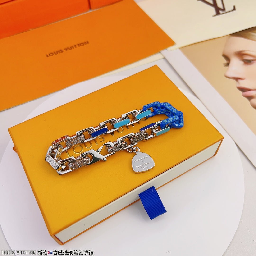 LV Enamel & Engraved Chain Bracelet - Image 7