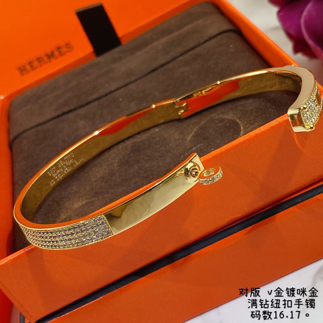 Hermès Yellow Gold Full-Pavé Kelly Lock Bangle - Image 10