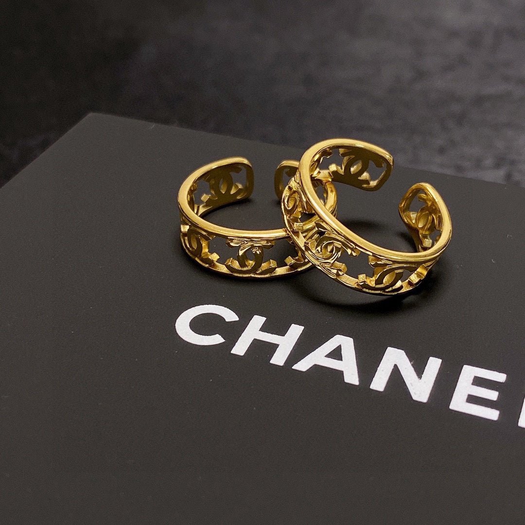 Chanel Gold Hollow Floral CC Open Cuff Earrings Pair - Image 8