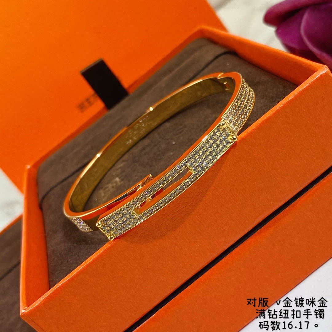 Hermès Yellow Gold Full-Pavé Kelly Lock Bangle - Image 12