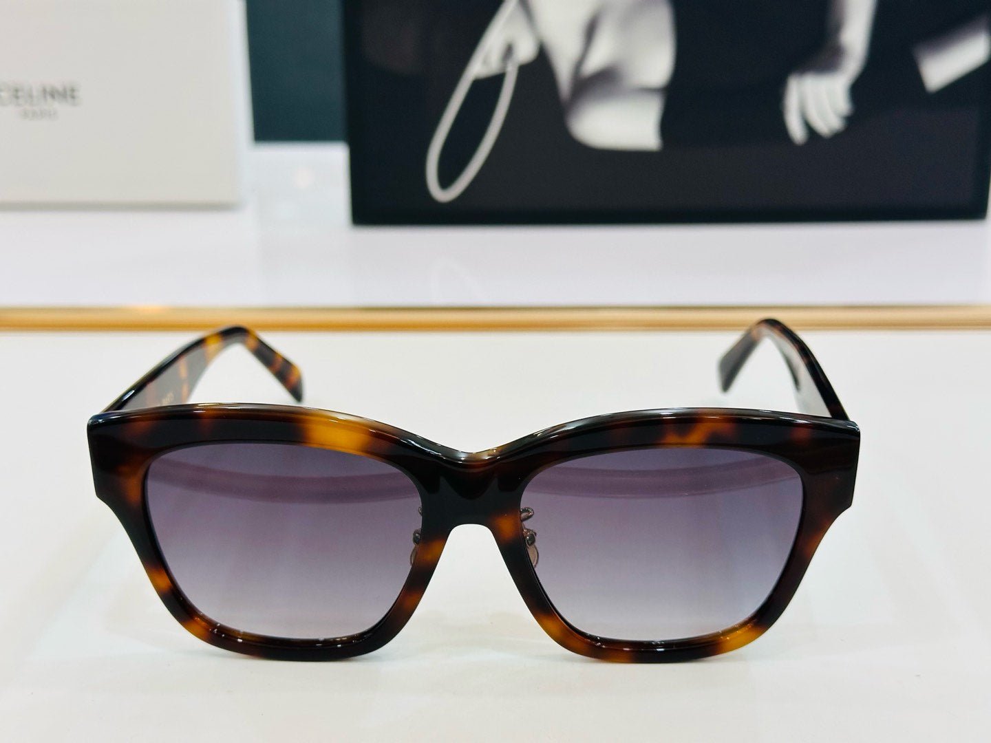 CELINE Tortoise Square Gradient Shades - Image 6