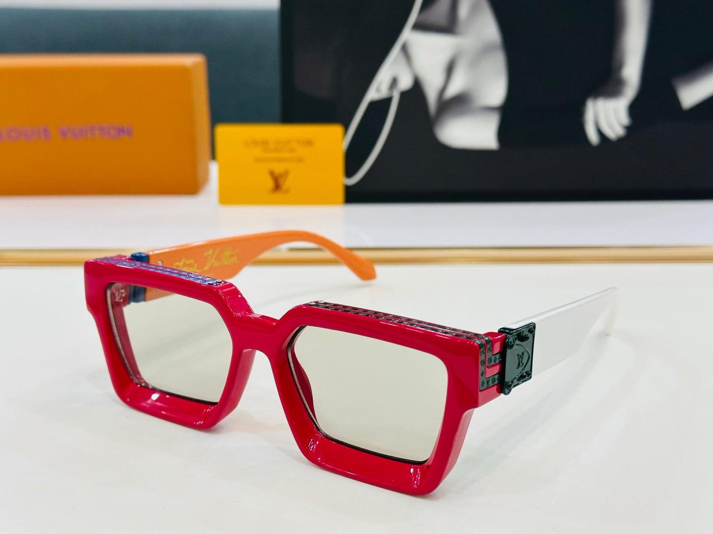 LV Green Acetate Crystal Square Sunglasses - Image 4