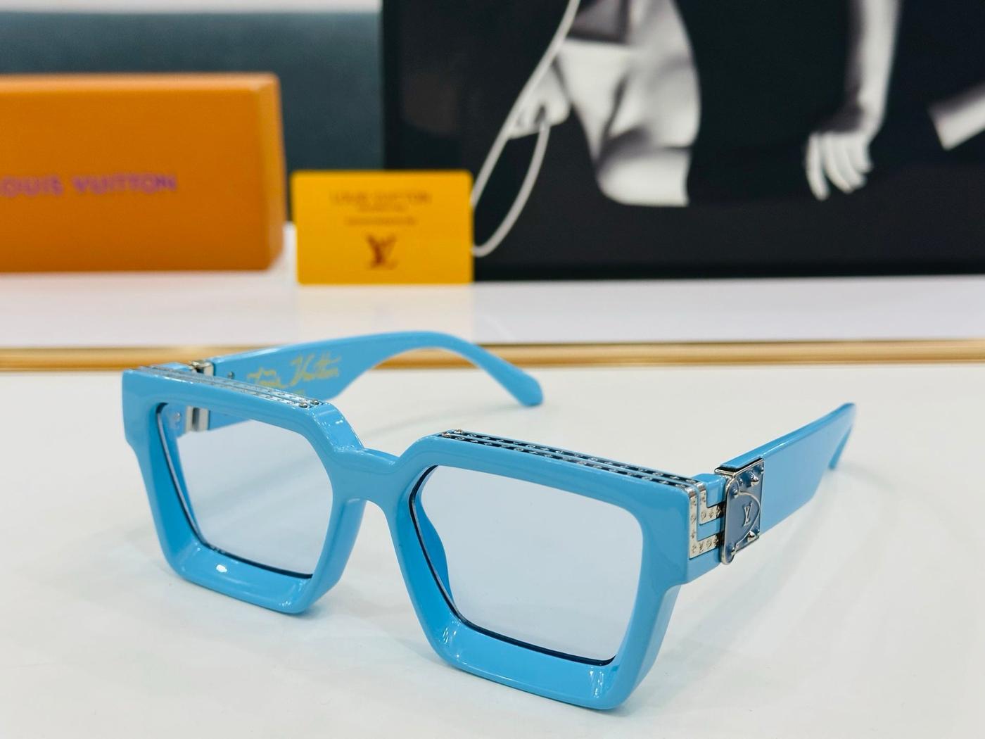 LV Green Acetate Crystal Square Sunglasses - Image 6
