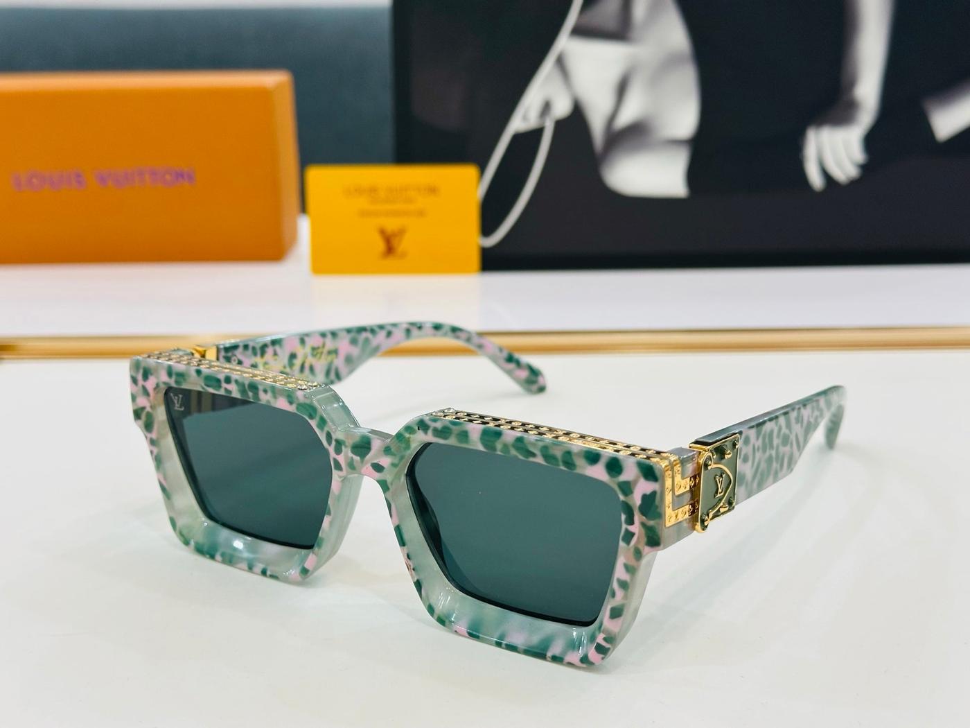 LV Green Acetate Crystal Square Sunglasses - Image 7
