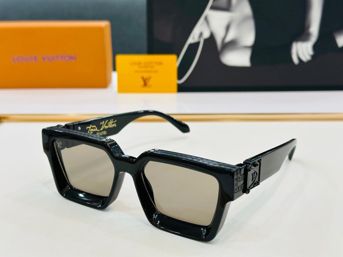 LV Green Acetate Crystal Square Sunglasses - Image 8
