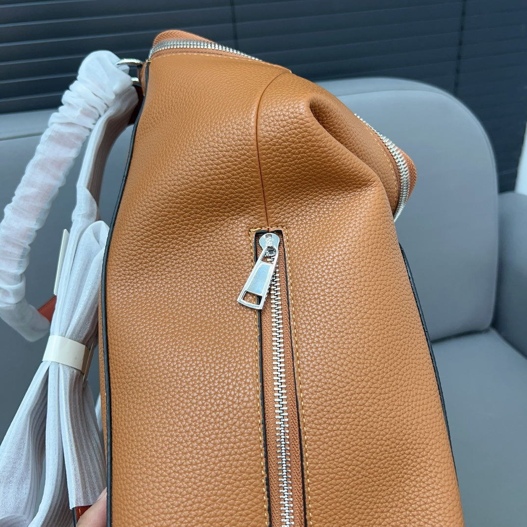 LOE GOYA BACKPACK 41 IN WARM DESERT GRAINED CALFSKIN - Image 6
