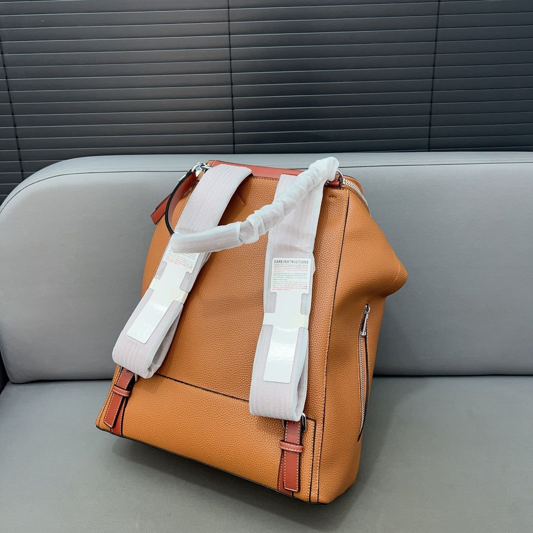 LOE GOYA BACKPACK 41 IN WARM DESERT GRAINED CALFSKIN - Image 4