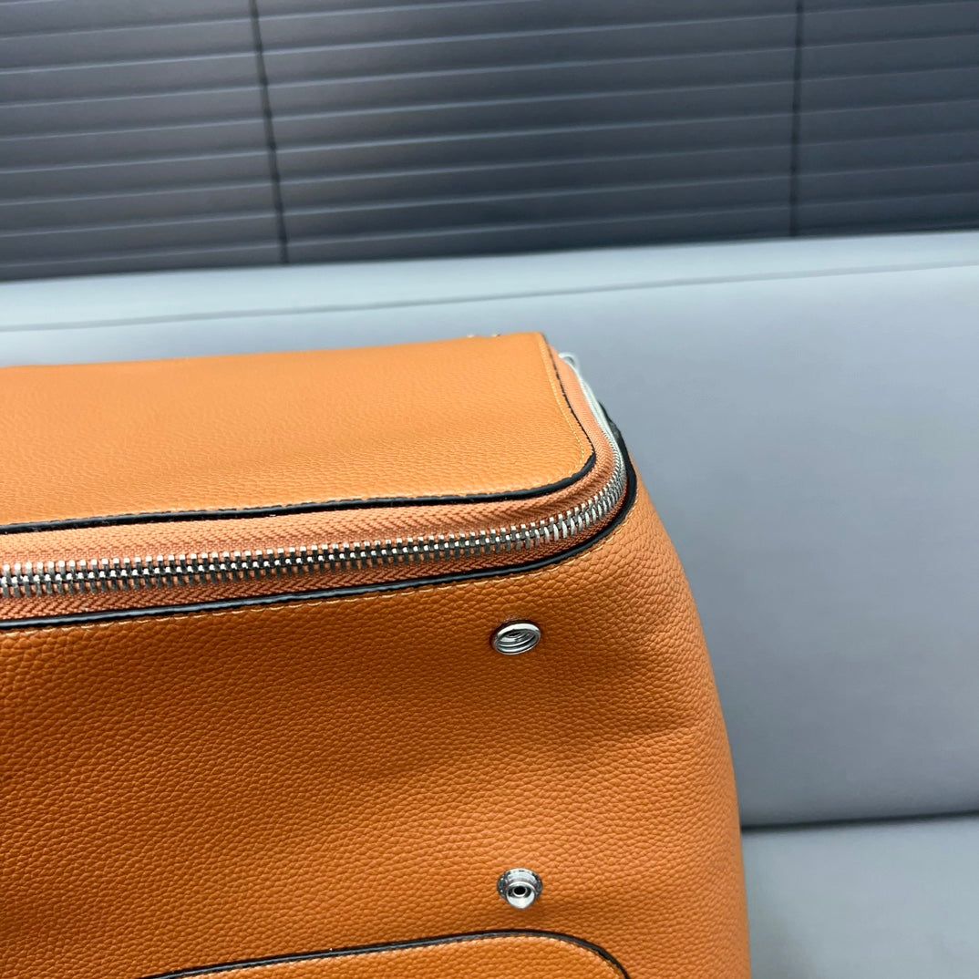 LOE GOYA BACKPACK 41 IN WARM DESERT GRAINED CALFSKIN - Image 5