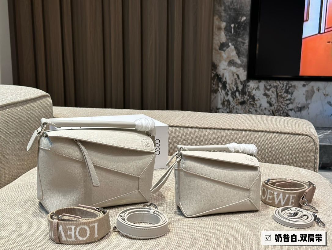 LOE MEDIUM 24 PUZZLE BAG IN WHITE GRAINED CALFSKIN - Image 5