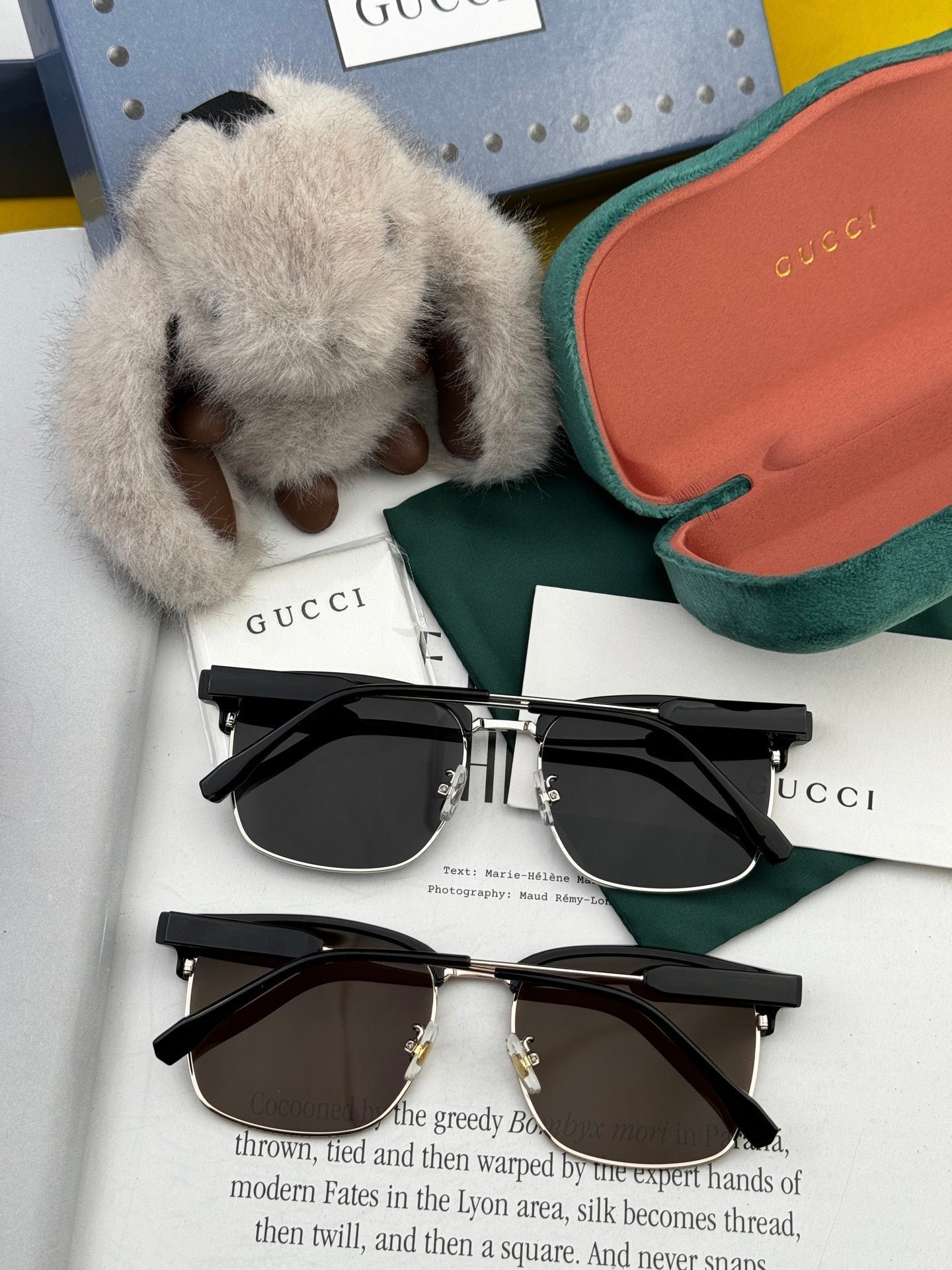 GUCCI Browline Brown Lens Shades - Image 5
