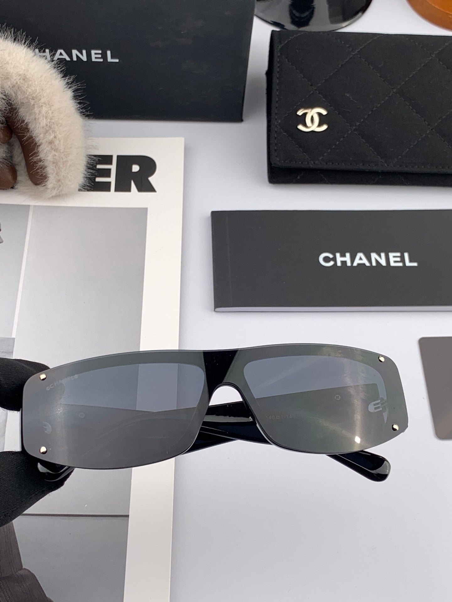 Chanel Gold CC Shield Sunglasses - Image 4