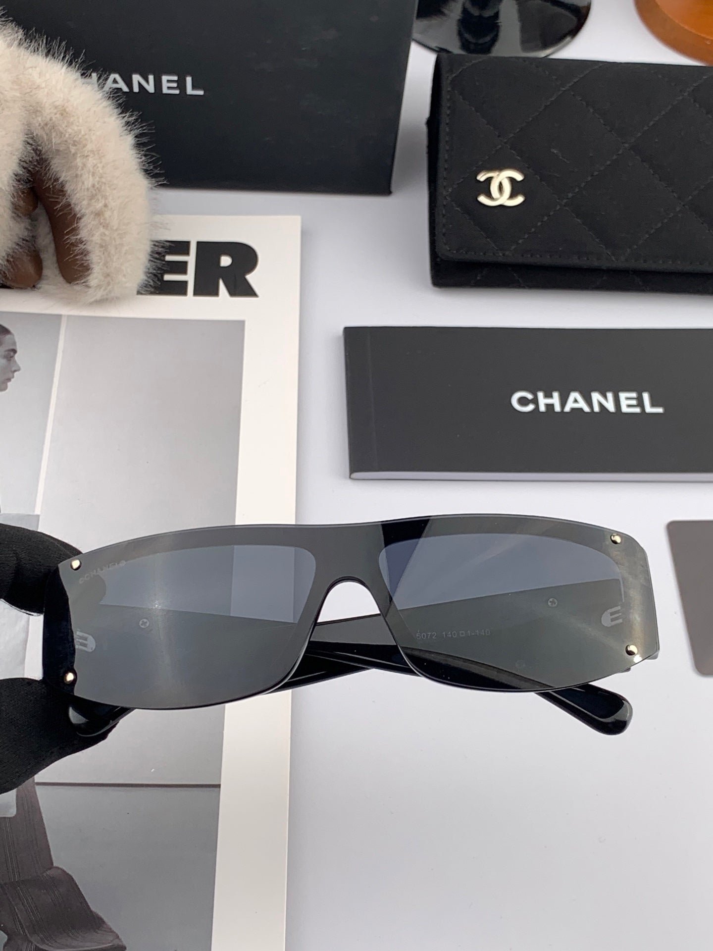 Chanel Gold CC Shield Sunglasses - Image 3