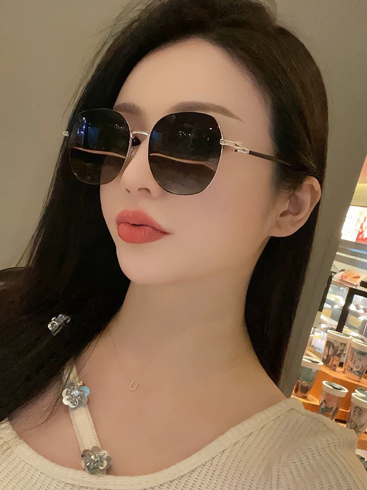 GUCCI Silver Polygon Sunglasses - Image 8