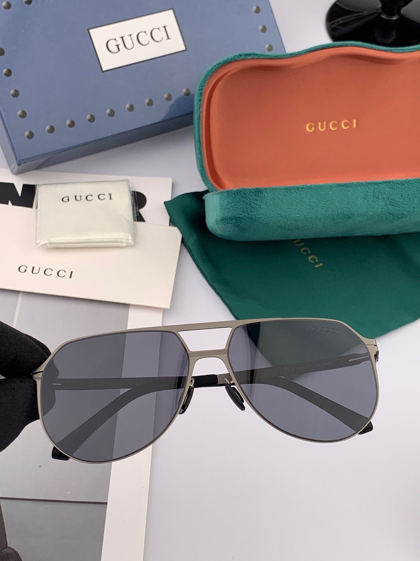 GUCCI Pilot Gradient Lens Shades - Image 3