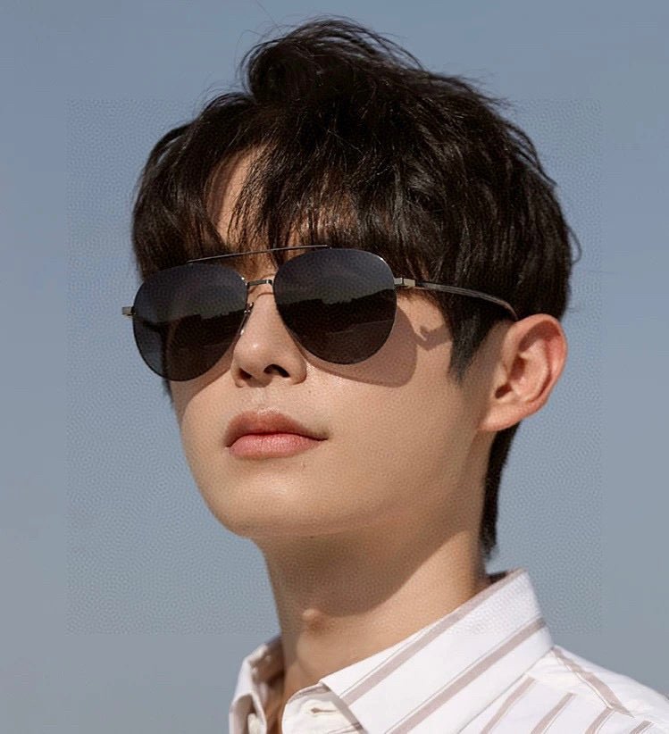 Gucci Black Metal Aviator Sunglasses - Image 7
