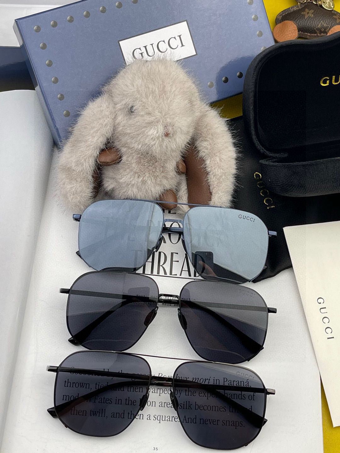 GUCCI Black Double Bridge Shades - Image 7