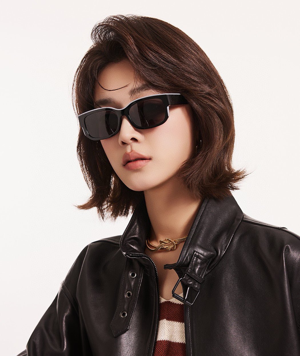 GUCCI Black Retro Square Shades - Image 9