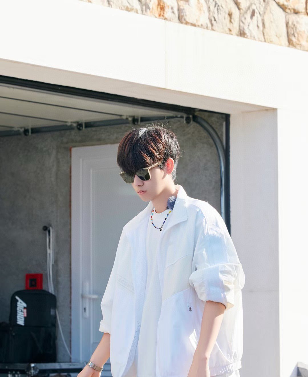 Gucci White Acetate Sunglasses - Image 9