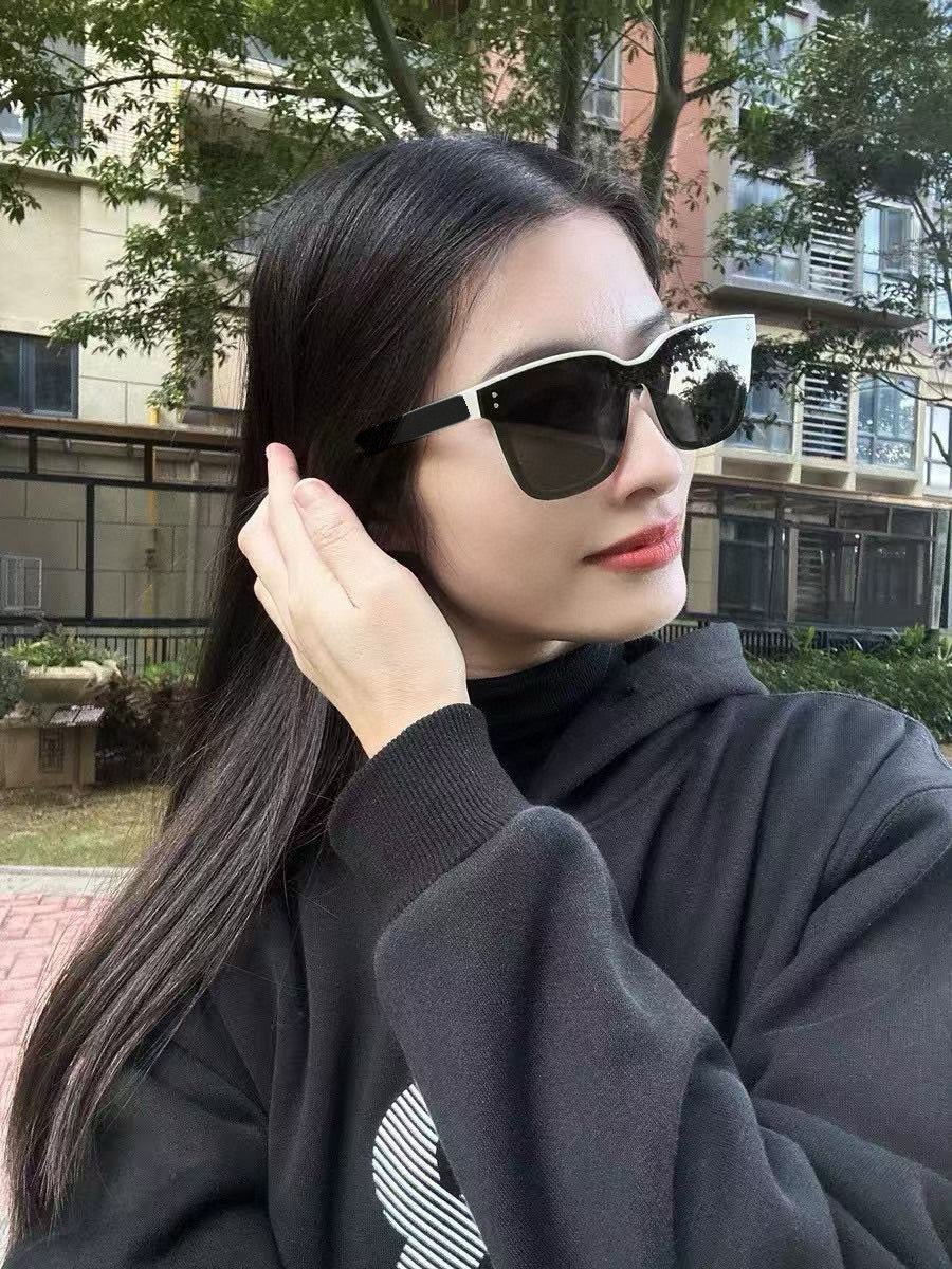 GUCCI Slim Metal Gradient Shades - Image 9