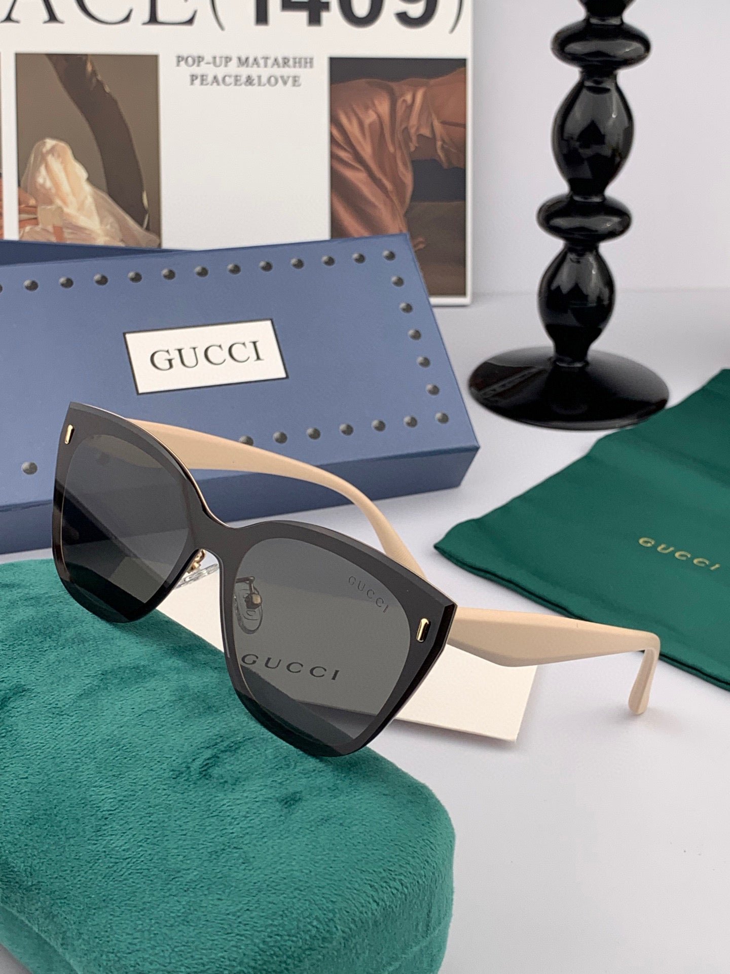 Gucci Black Cat-eye Sunglasses - Image 3