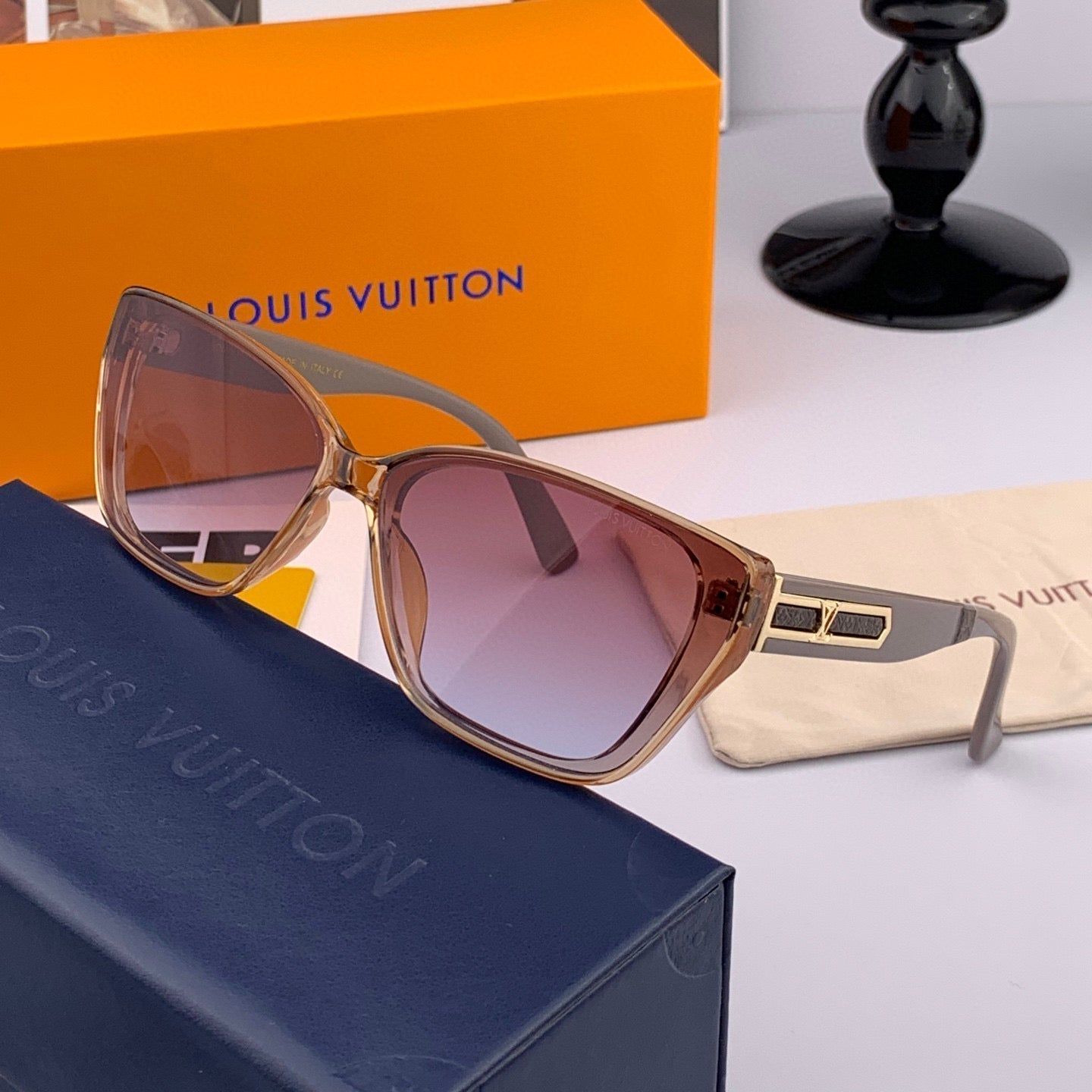 LV Black Double Gold Bar Cat-Eye - Image 3
