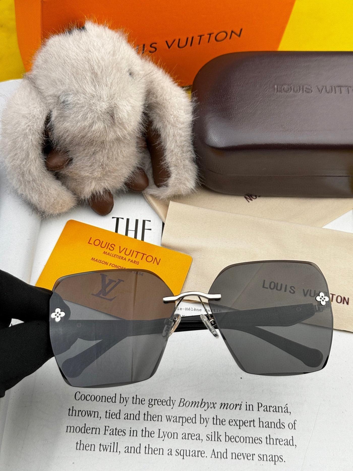 LV Rimless Design Square Sunglasses - Image 4