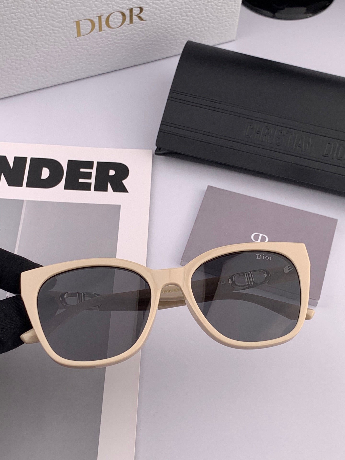 DIOR MONTAIGNE SUNGLASS CD67711 IN ACETATE - Image 3