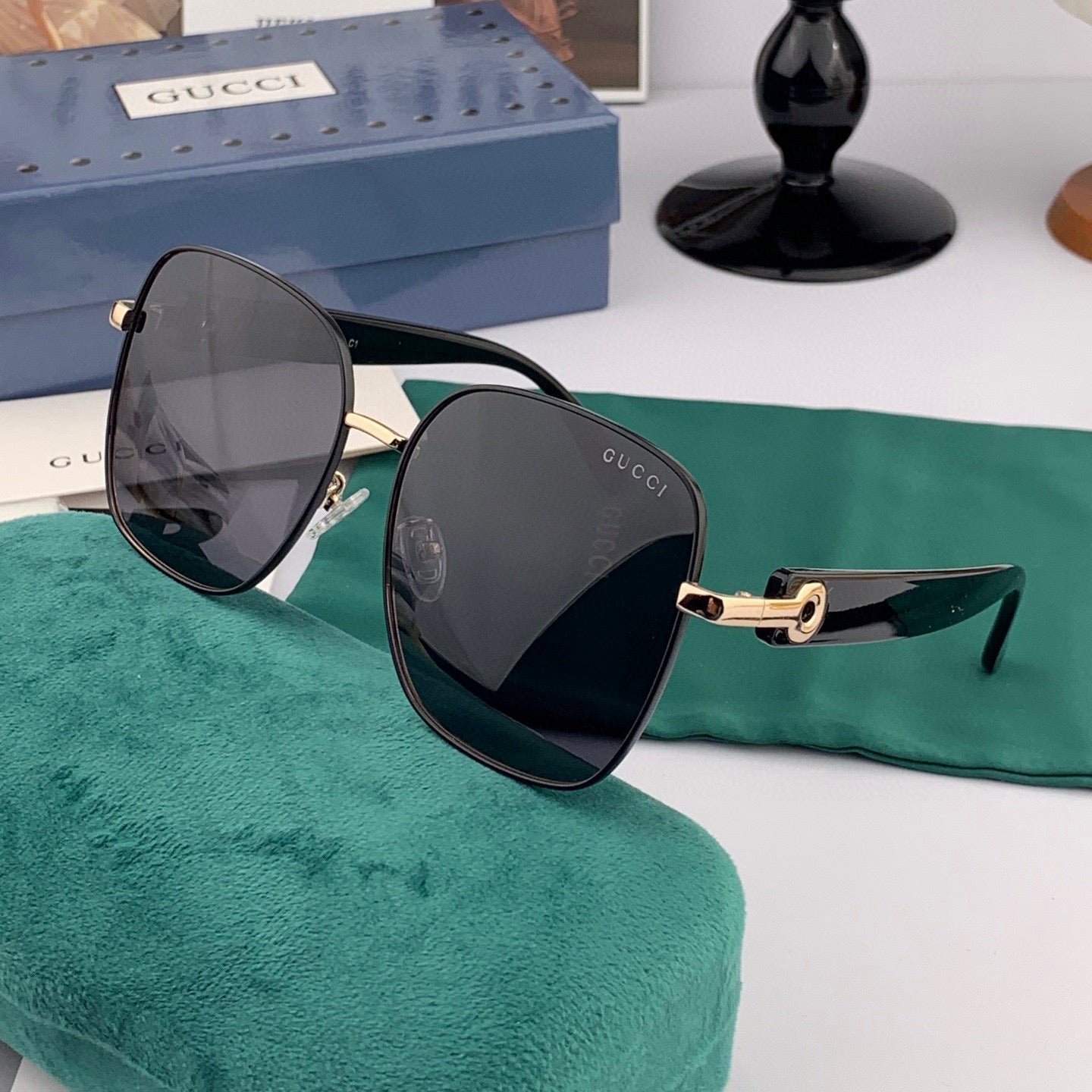 Alternative view of OVERSIZED SQUARE FRAME SUNGLASSES G9388 IN METAL