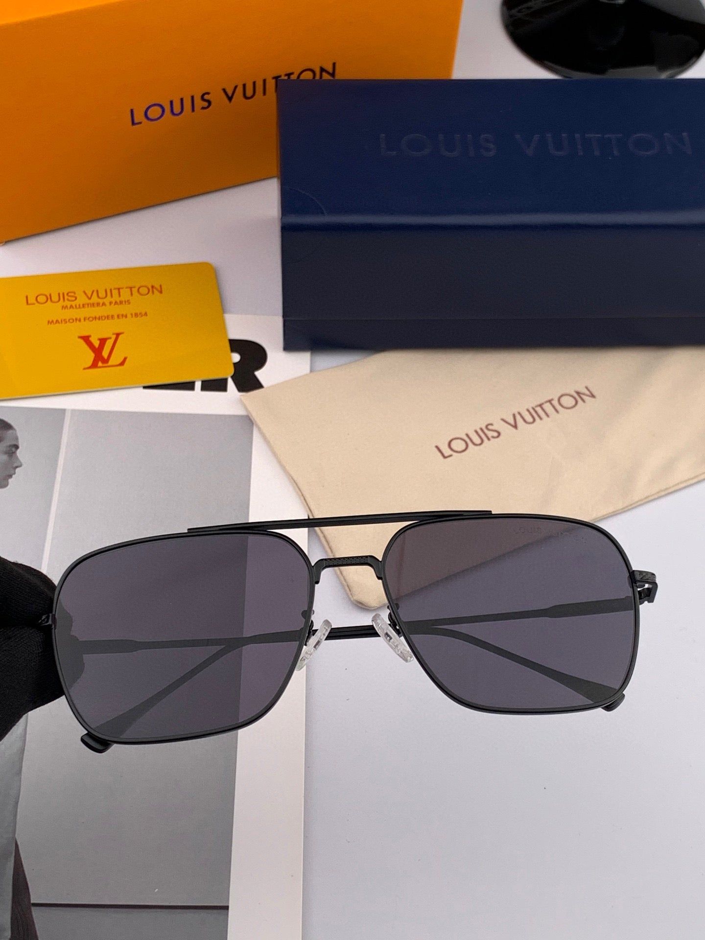 LV Silver Metal Double Bridge Pilot Sunglasses - Image 6