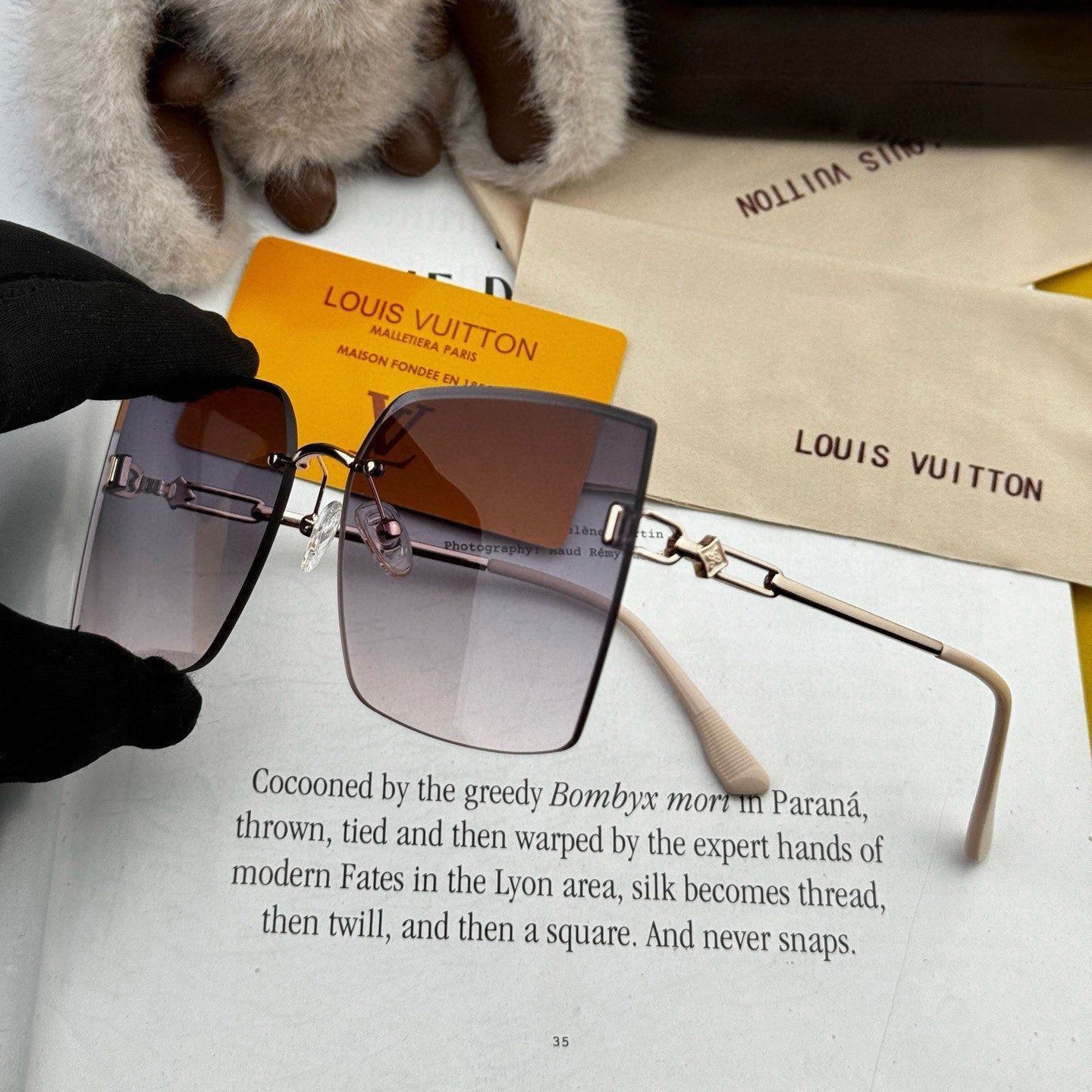 LV Rose Gold Rimless Square Gradient Sunglasses - Image 3